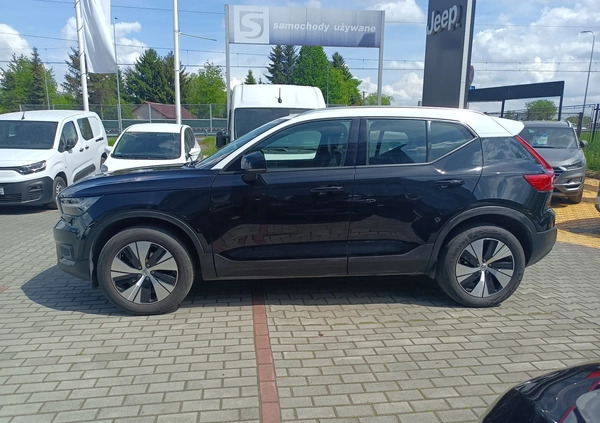 Volvo XC 40 cena 118900 przebieg: 46497, rok produkcji 2019 z Rzeszów małe 352